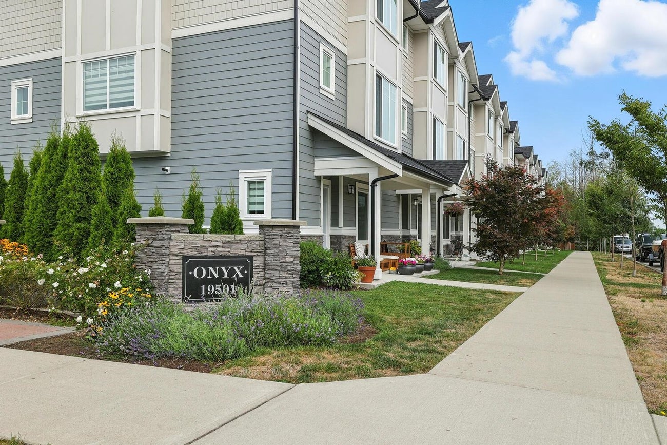 40 - 19501 74 Avenue - Clayton Townhouse for Sale, 3 Bedrooms (R3045220) #2