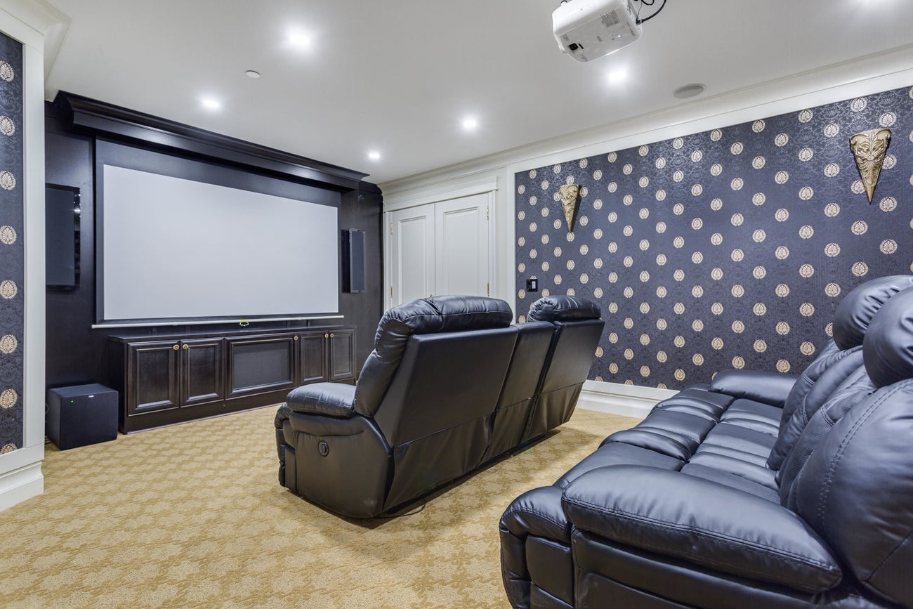 1175 Eyremount Drive - British Properties Single Family Residence for Sale, 6 Bedrooms (R3046190)# - 32