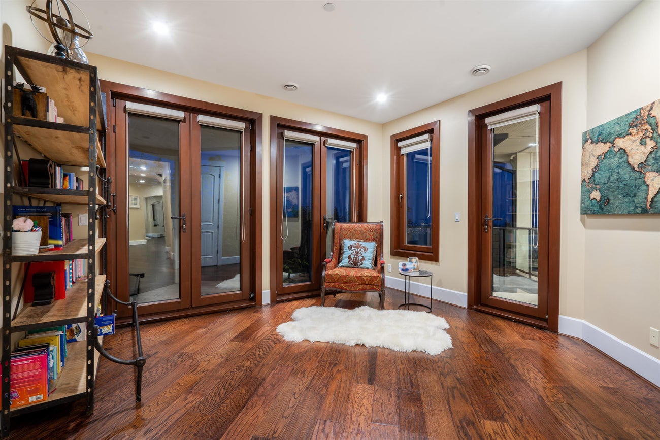 2336 Kadlec Court - Whitby Estates Single Family Residence for Sale, 7 Bedrooms (R3061620)# - 19