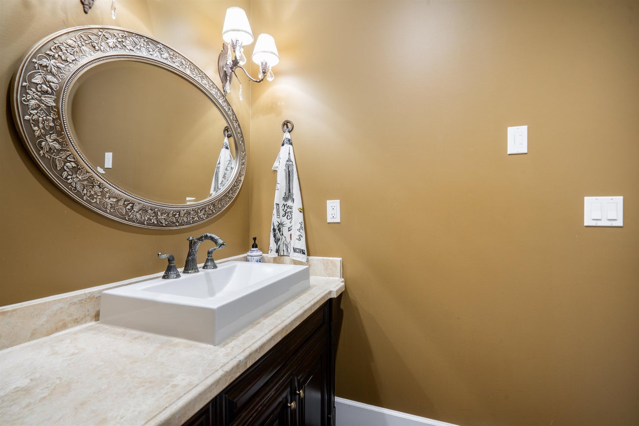 2336 Kadlec Court - Whitby Estates Single Family Residence for Sale, 7 Bedrooms (R3061620)# - 20