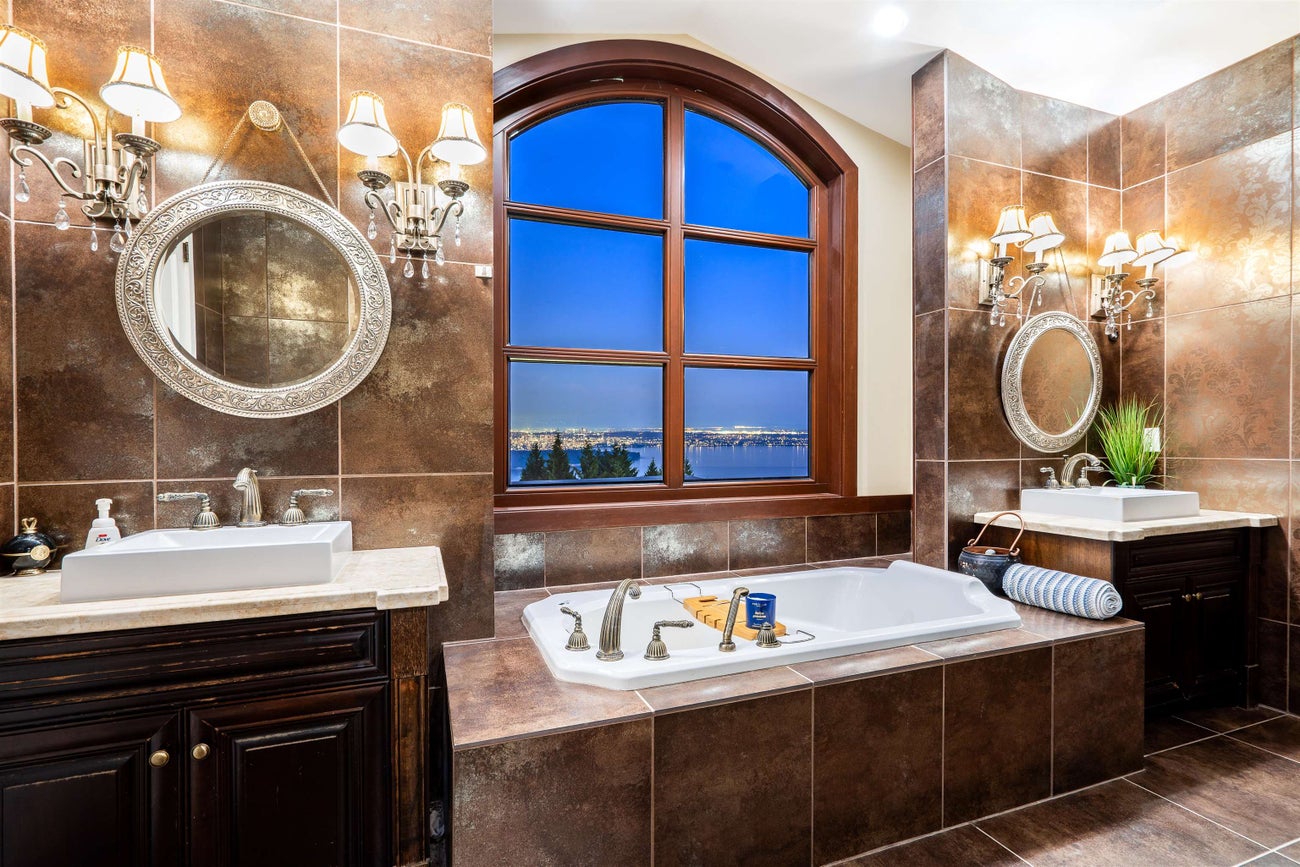 2336 Kadlec Court - Whitby Estates Single Family Residence for Sale, 7 Bedrooms (R3061620)# - 28