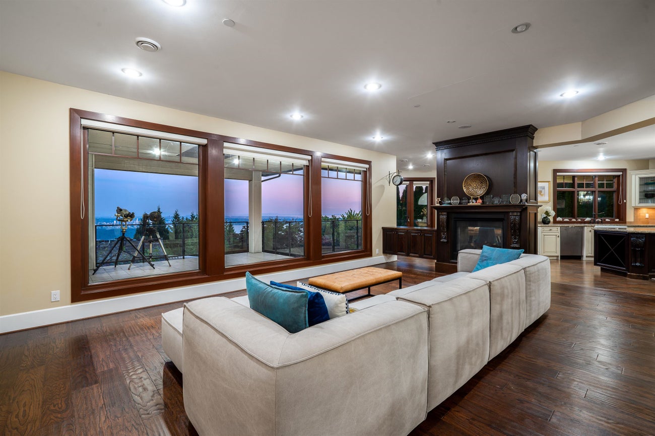 2336 Kadlec Court - Whitby Estates Single Family Residence for Sale, 7 Bedrooms (R3061620)# - 7