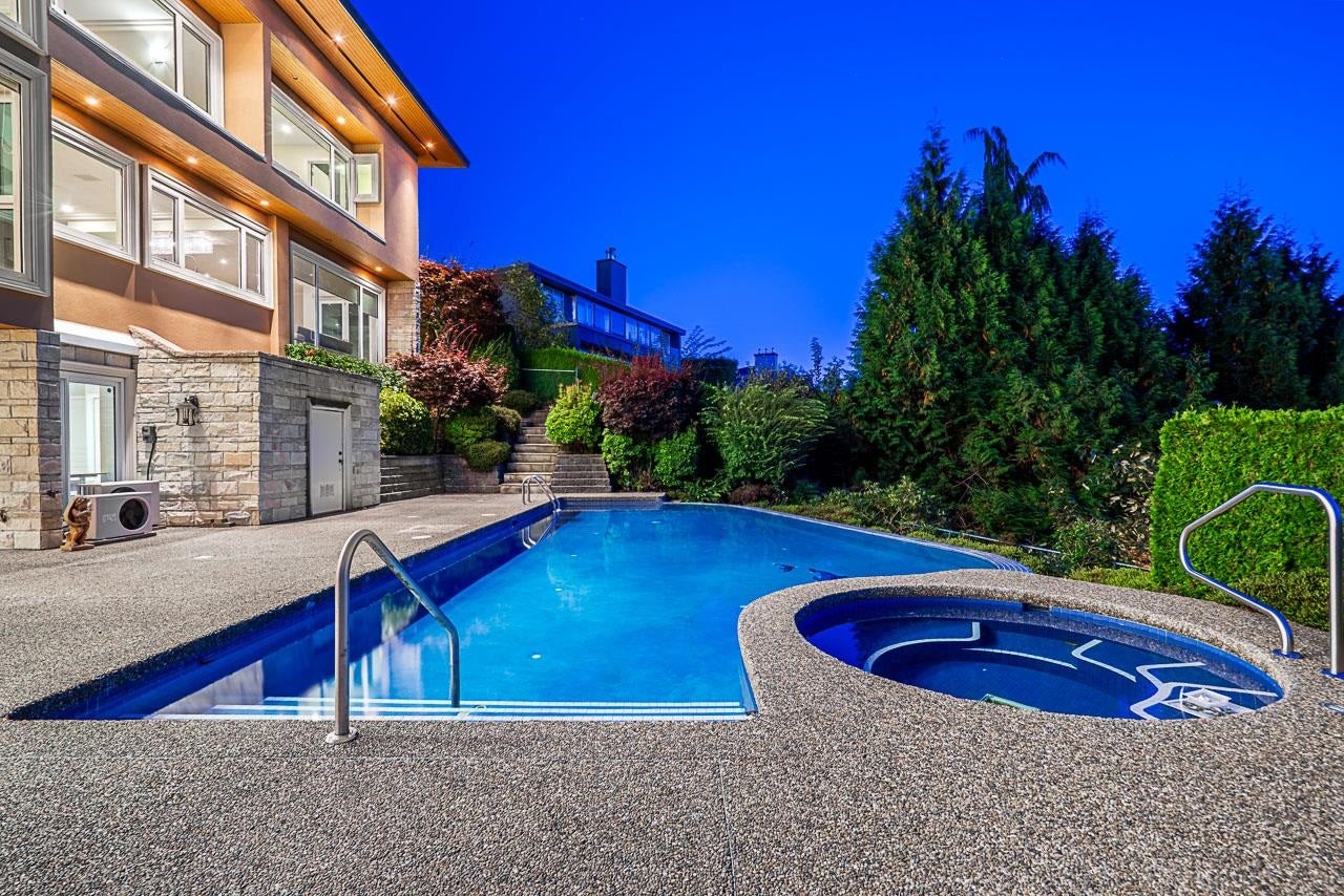 1562 Pinecrest Drive - Canterbury WV Single Family Residence for Sale, 5 Bedrooms (R3061968)# - 32