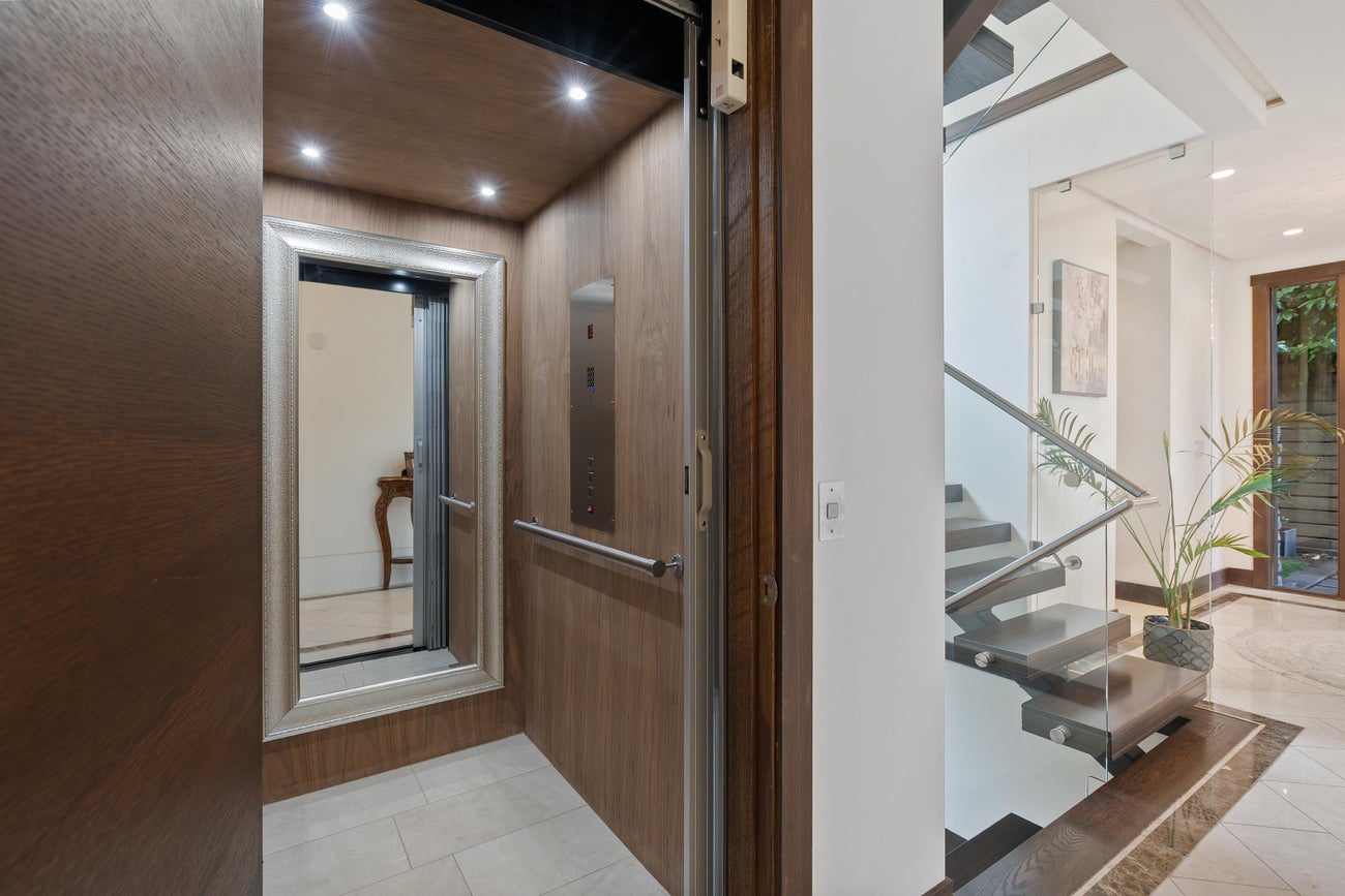 2643 Nelson Avenue - Dundarave Single Family Residence for Sale, 5 Bedrooms (R3065547)# - 15 2643 Nelson Avenue - Dundarave Single Family Residence for Sale, 5 Bedrooms (R3065547)# - 15