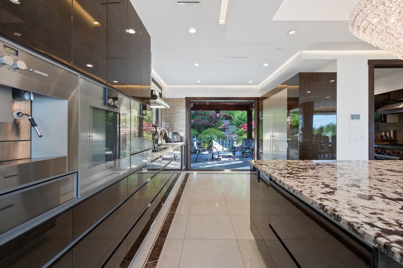 2643 Nelson Avenue - Dundarave Single Family Residence for Sale, 5 Bedrooms (R3065547)# - 17 2643 Nelson Avenue - Dundarave Single Family Residence for Sale, 5 Bedrooms (R3065547)# - 17