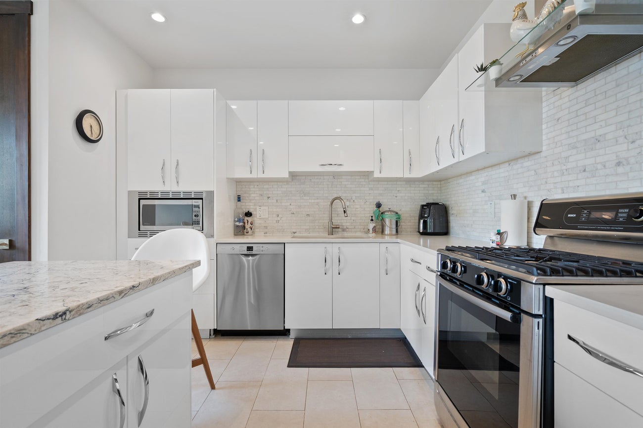 2643 Nelson Avenue - Dundarave Single Family Residence for Sale, 5 Bedrooms (R3065547)# - 37 2643 Nelson Avenue - Dundarave Single Family Residence for Sale, 5 Bedrooms (R3065547)# - 37