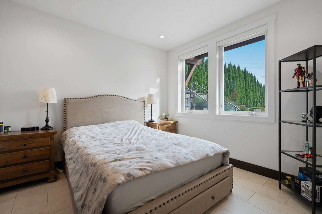 2643 Nelson Avenue - Dundarave Single Family Residence for Sale, 5 Bedrooms (R3065547)# - 39 2643 Nelson Avenue - Dundarave Single Family Residence for Sale, 5 Bedrooms (R3065547)# - 39