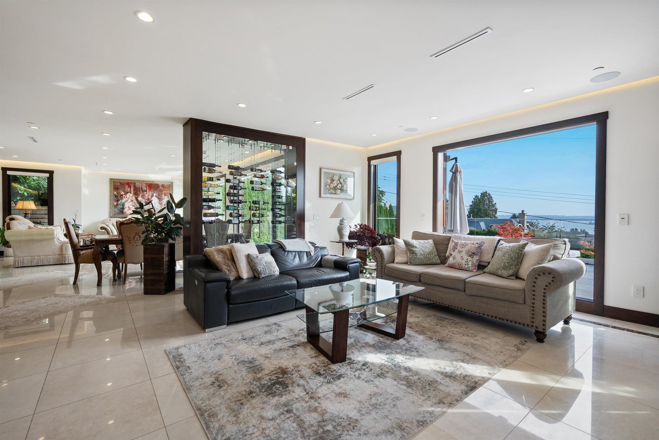 2643 Nelson Avenue - Dundarave Single Family Residence for Sale, 5 Bedrooms (R3065547)# - 7 2643 Nelson Avenue - Dundarave Single Family Residence for Sale, 5 Bedrooms (R3065547)# - 7