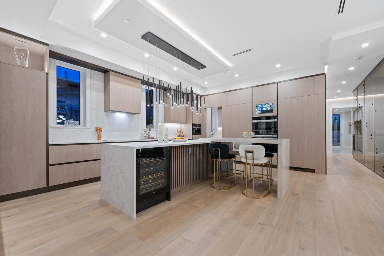 4141 Burkehill Road - Bayridge Single Family Residence for Sale, 6 Bedrooms (R3066954)# - 10