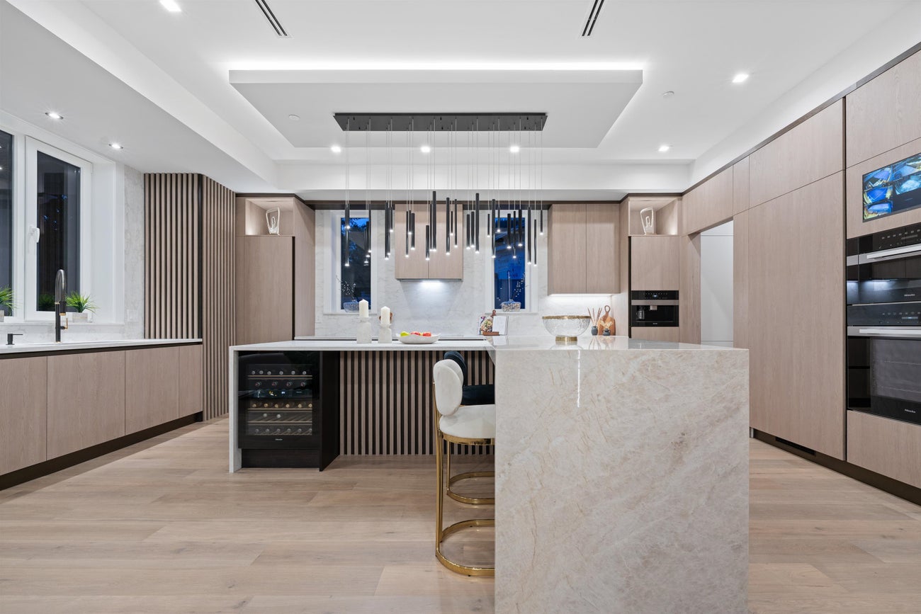 4141 Burkehill Road - Bayridge Single Family Residence for Sale, 6 Bedrooms (R3066954)# - 12