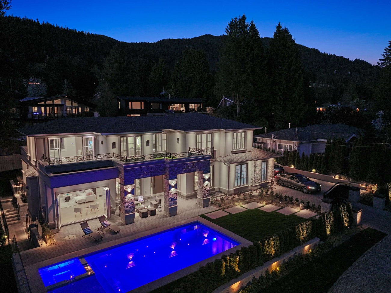 4141 Burkehill Road - Bayridge Single Family Residence for Sale, 6 Bedrooms (R3066954)# - 1