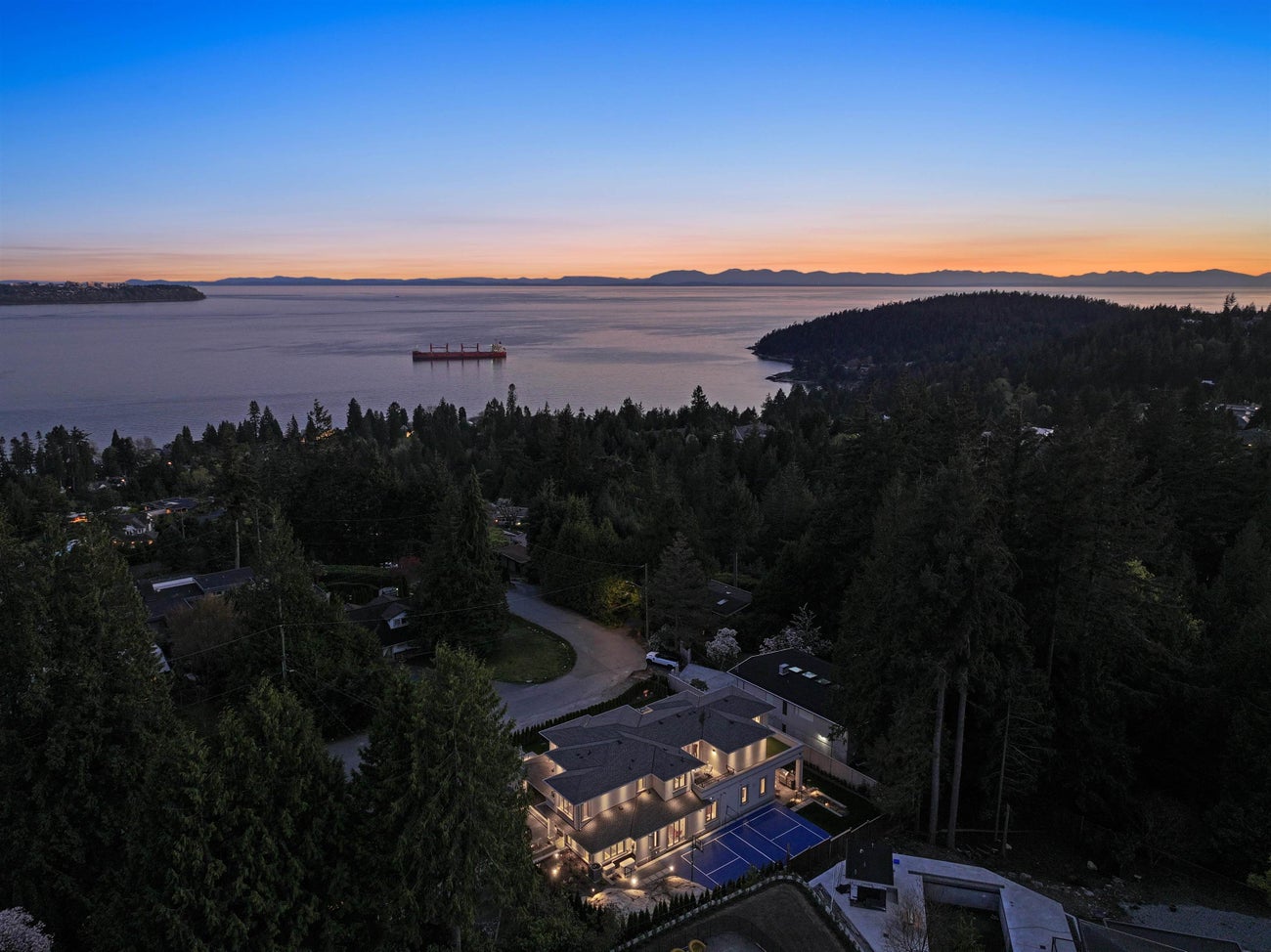 4141 Burkehill Road - Bayridge Single Family Residence for Sale, 6 Bedrooms (R3066954)# - 38