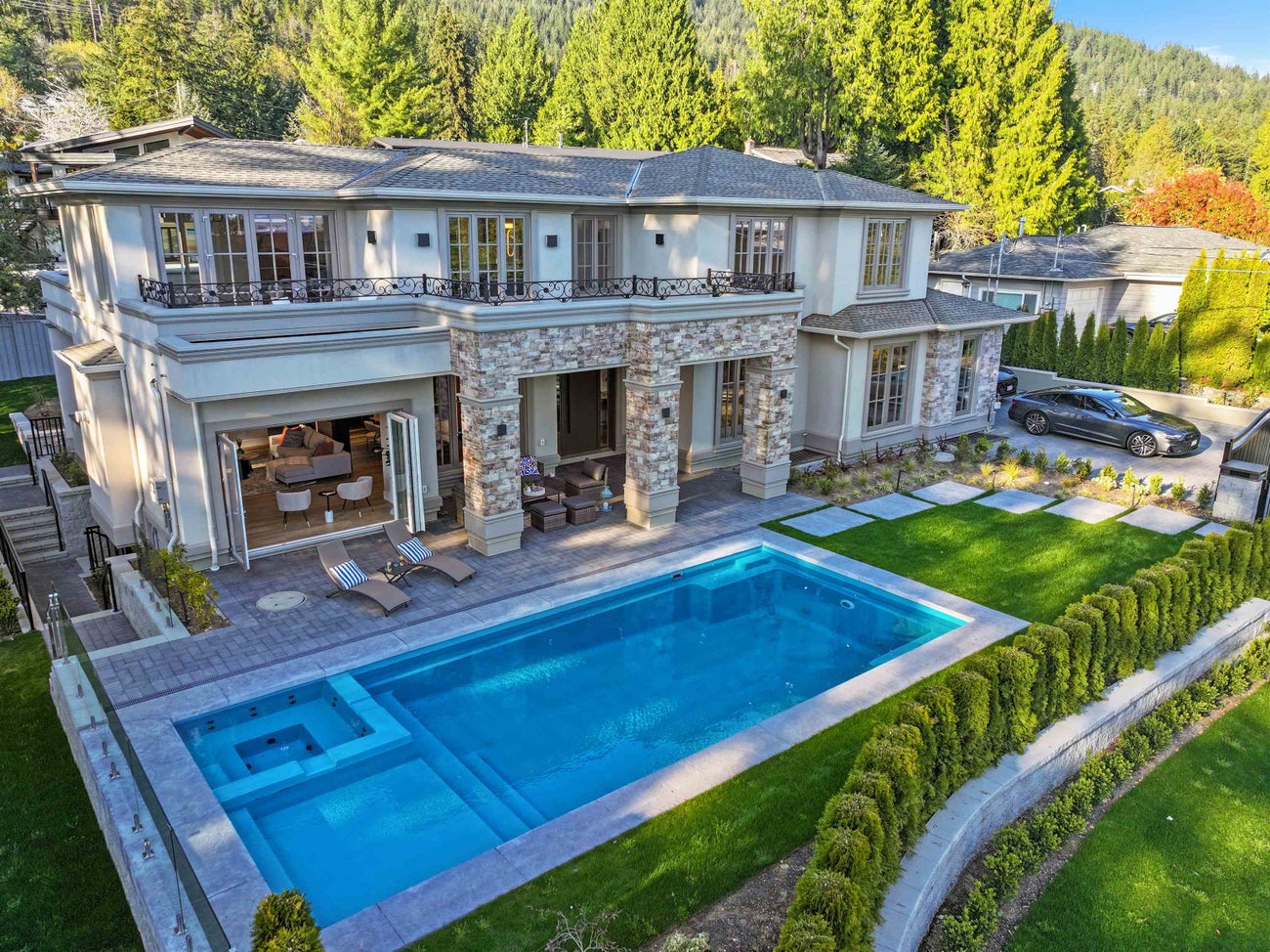 4141 Burkehill Road - Bayridge Single Family Residence for Sale, 6 Bedrooms (R3066954)# - 5