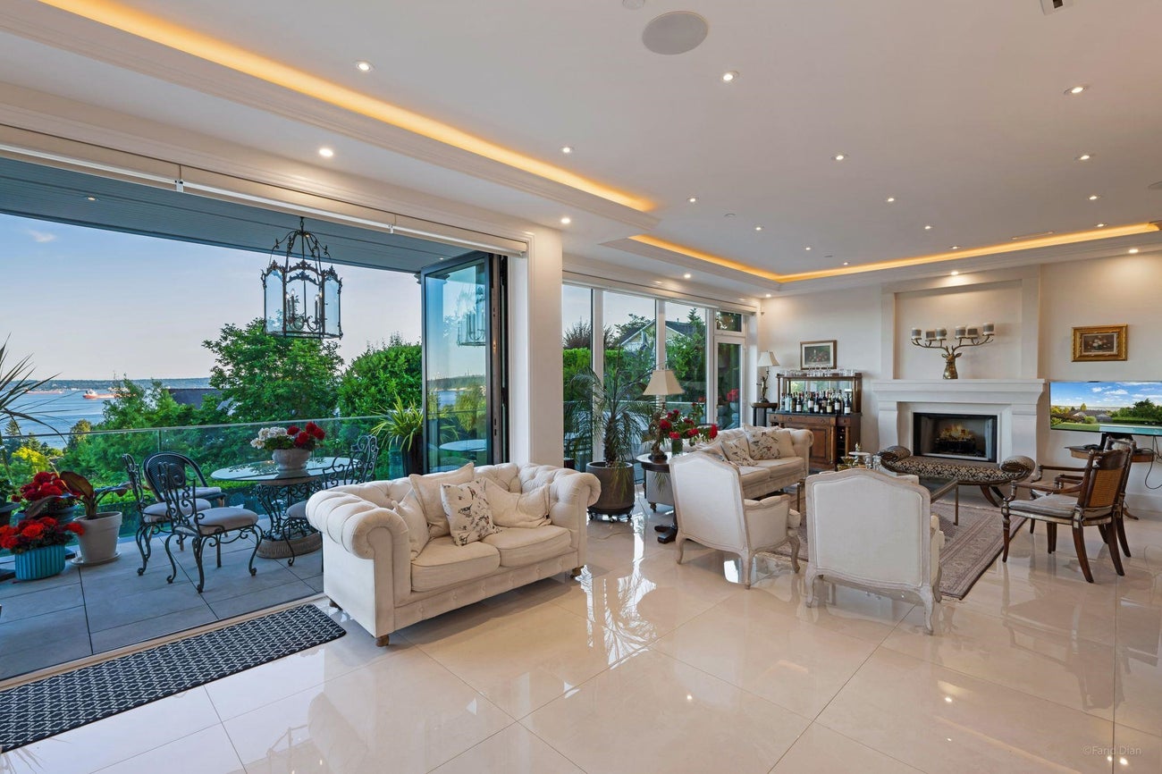 2538 Ottawa Avenue - Dundarave Single Family Residence for Sale, 5 Bedrooms (R3069190)# - 16