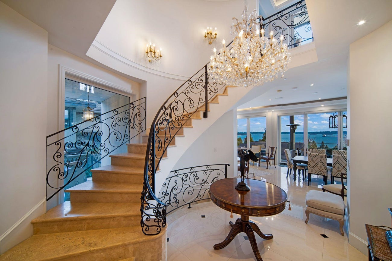 2538 Ottawa Avenue - Dundarave Single Family Residence for Sale, 5 Bedrooms (R3069190)# - 23