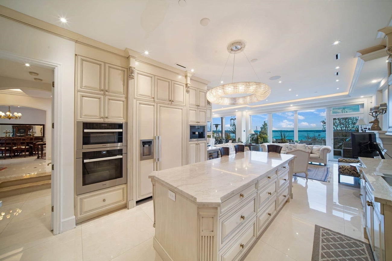 2538 Ottawa Avenue - Dundarave Single Family Residence for Sale, 5 Bedrooms (R3069190)# - 32