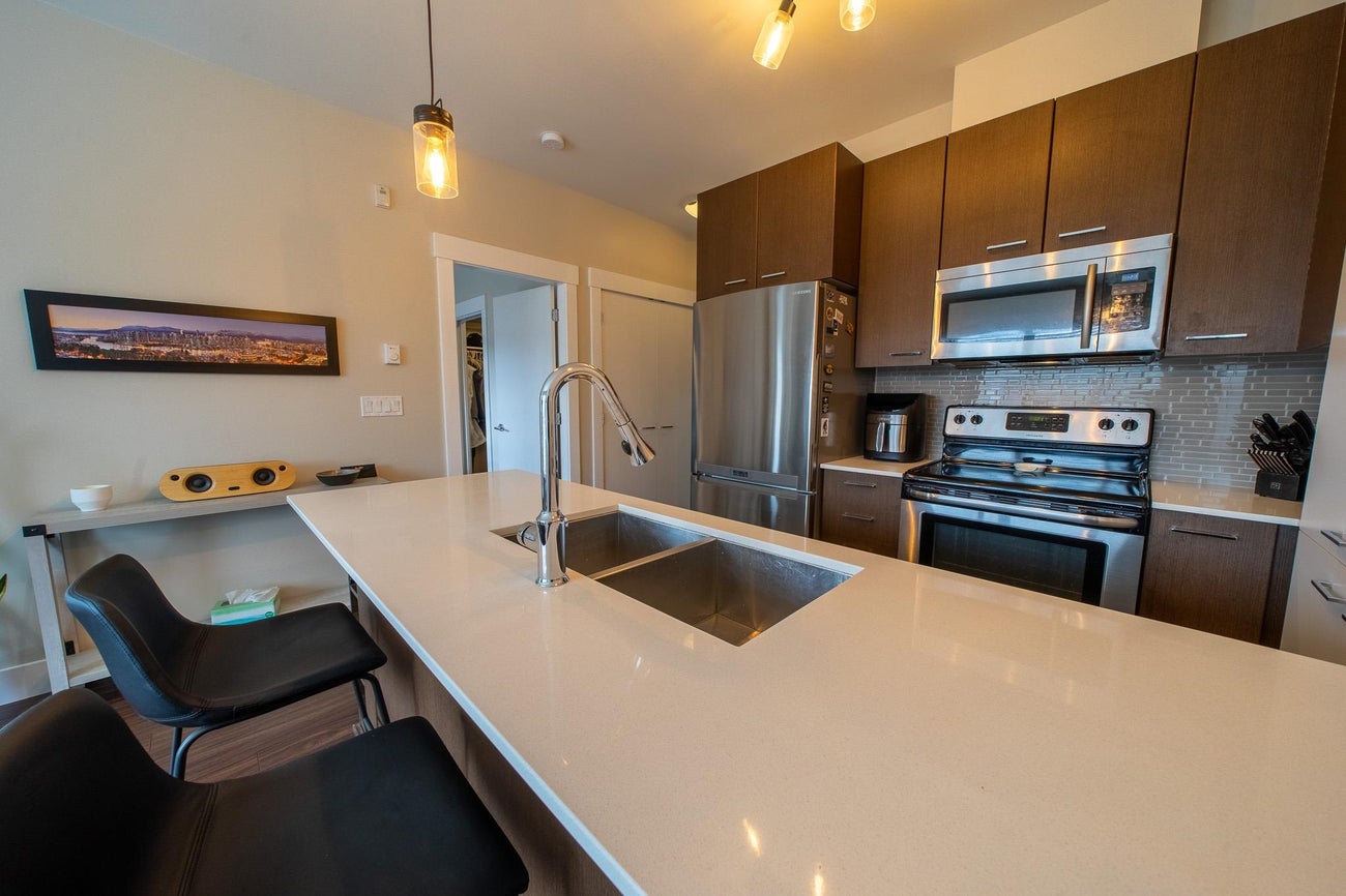 302 2473 ATKINS AVENUE - Central Pt Coquitlam Apartment/Condo, 1 Bedroom (R2761974) #6