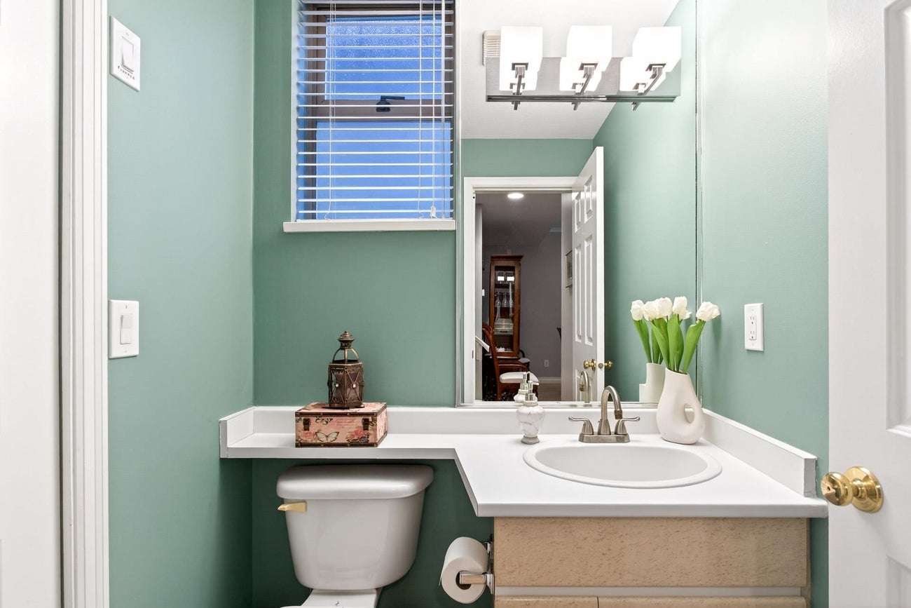 33 - 1207 Confederation Drive - Citadel PQ Townhouse, 3 Bedrooms (R3077270)# - 13