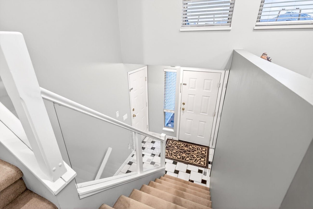 33 - 1207 Confederation Drive - Citadel PQ Townhouse, 3 Bedrooms (R3077270)# - 14