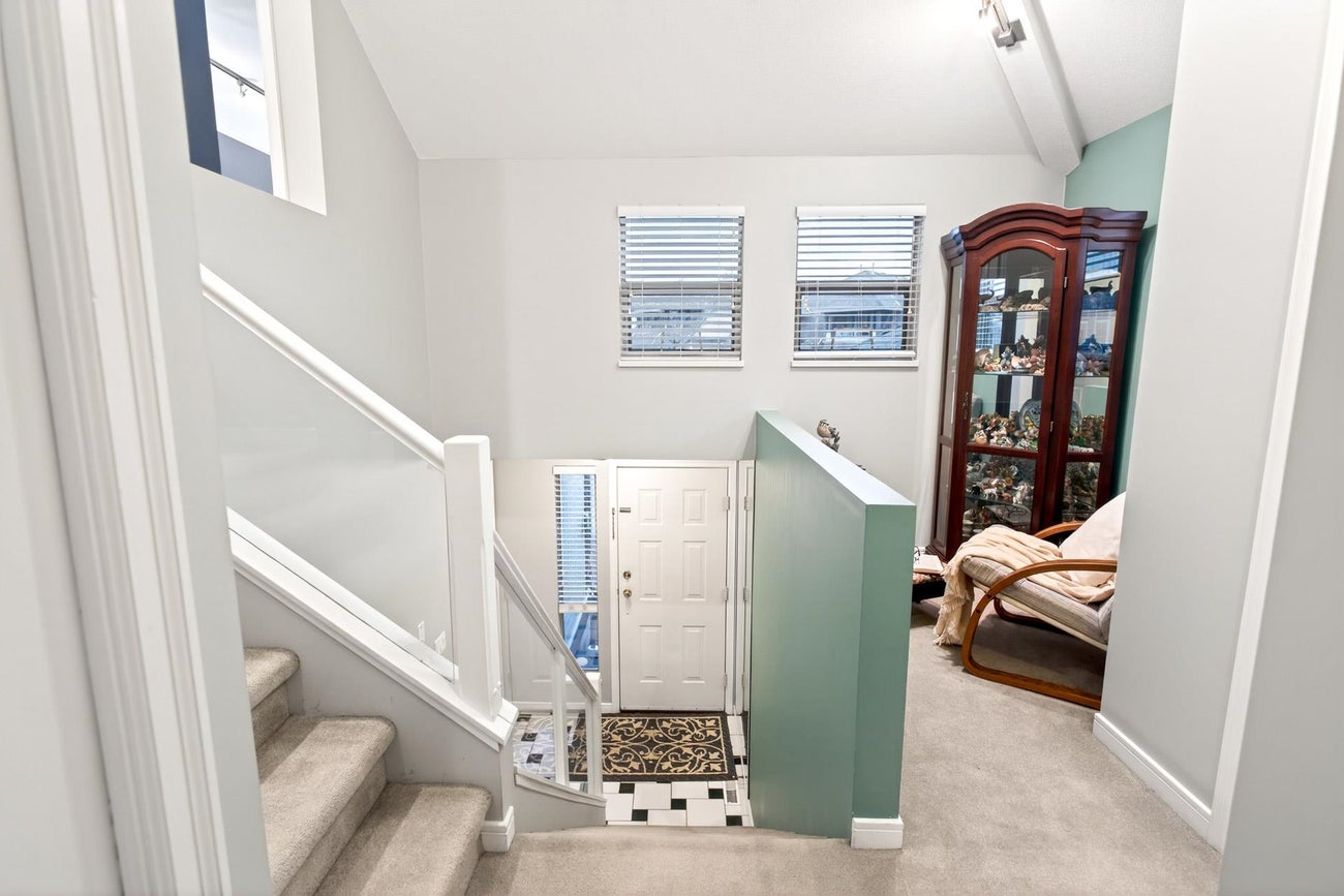 33 - 1207 Confederation Drive - Citadel PQ Townhouse, 3 Bedrooms (R3077270)# - 15