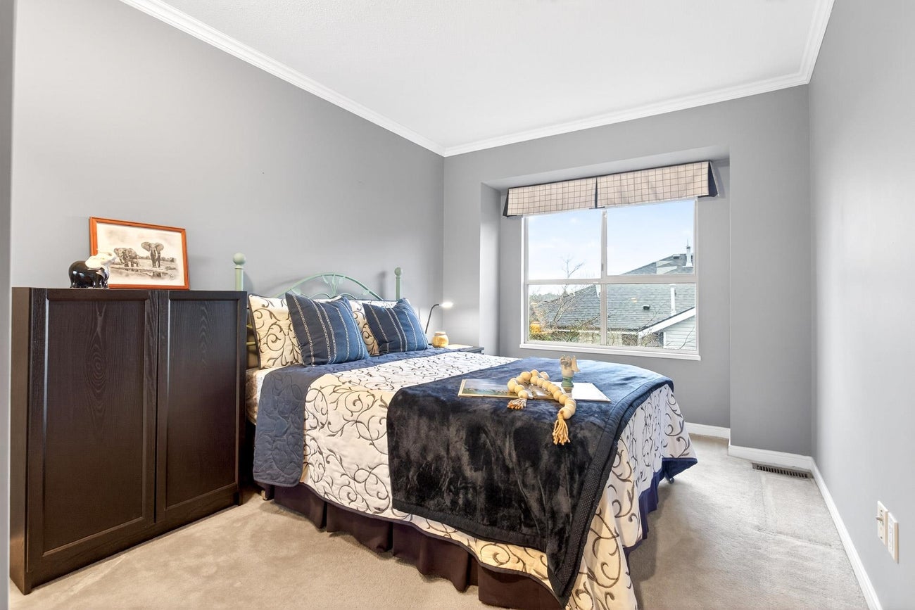 33 - 1207 Confederation Drive - Citadel PQ Townhouse, 3 Bedrooms (R3077270)# - 24