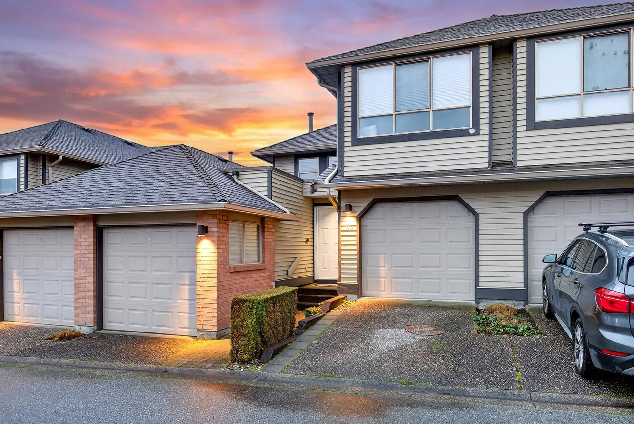 33 - 1207 Confederation Drive - Citadel PQ Townhouse, 3 Bedrooms (R3077270)# - 2