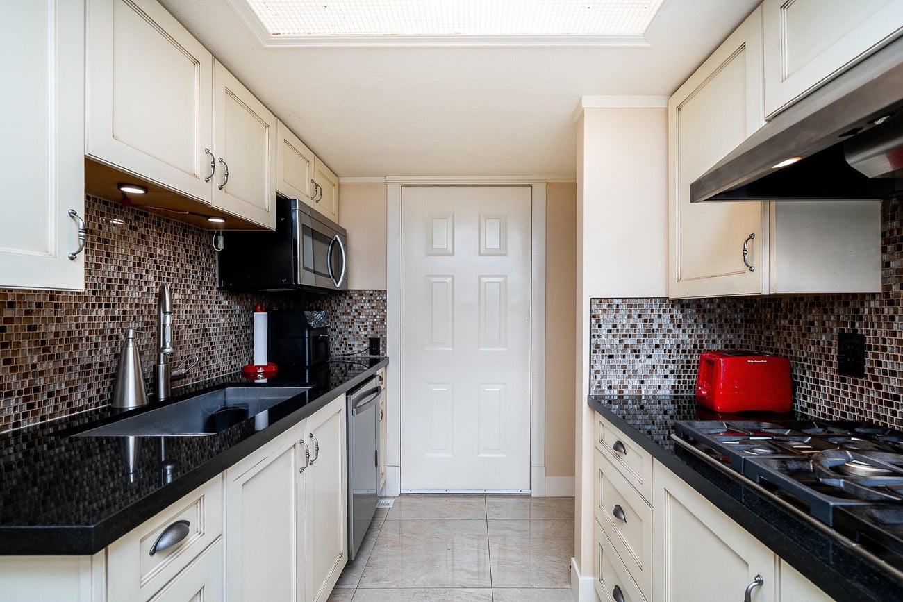 15160 81 Avenue - Bear Creek Green Timbers Single Family Residence for Sale, 6 Bedrooms (R2978267) #14