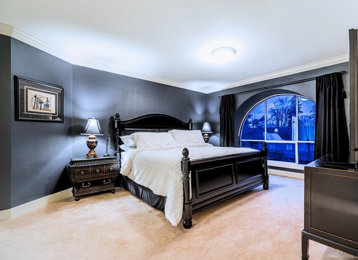 15160 81 Avenue - Bear Creek Green Timbers Single Family Residence for Sale, 6 Bedrooms (R2978267) #16