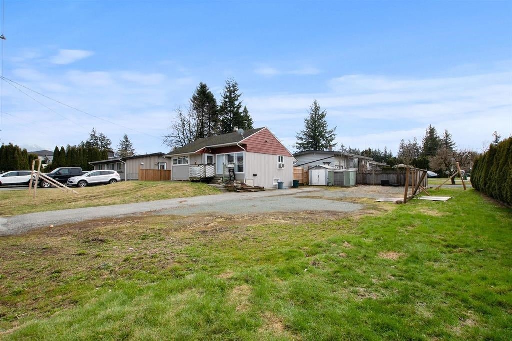 45470 Bernard Avenue - Chilliwack Proper West Single Family Residence for Sale, 3 Bedrooms (R2982999) #1