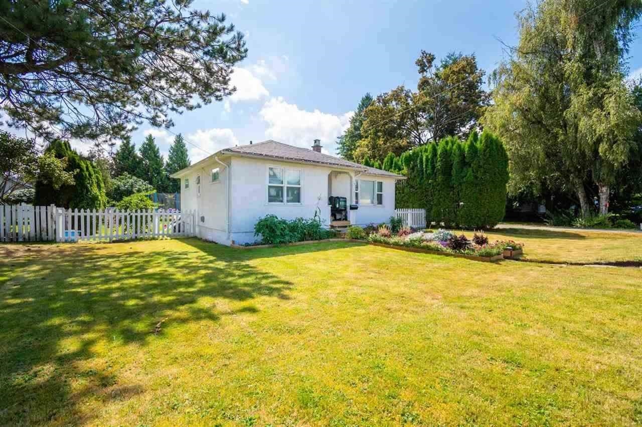 46080 First Avenue - Chilliwack Downtown Single Family Residence for Sale, 2 Bedrooms (R2998193) #1