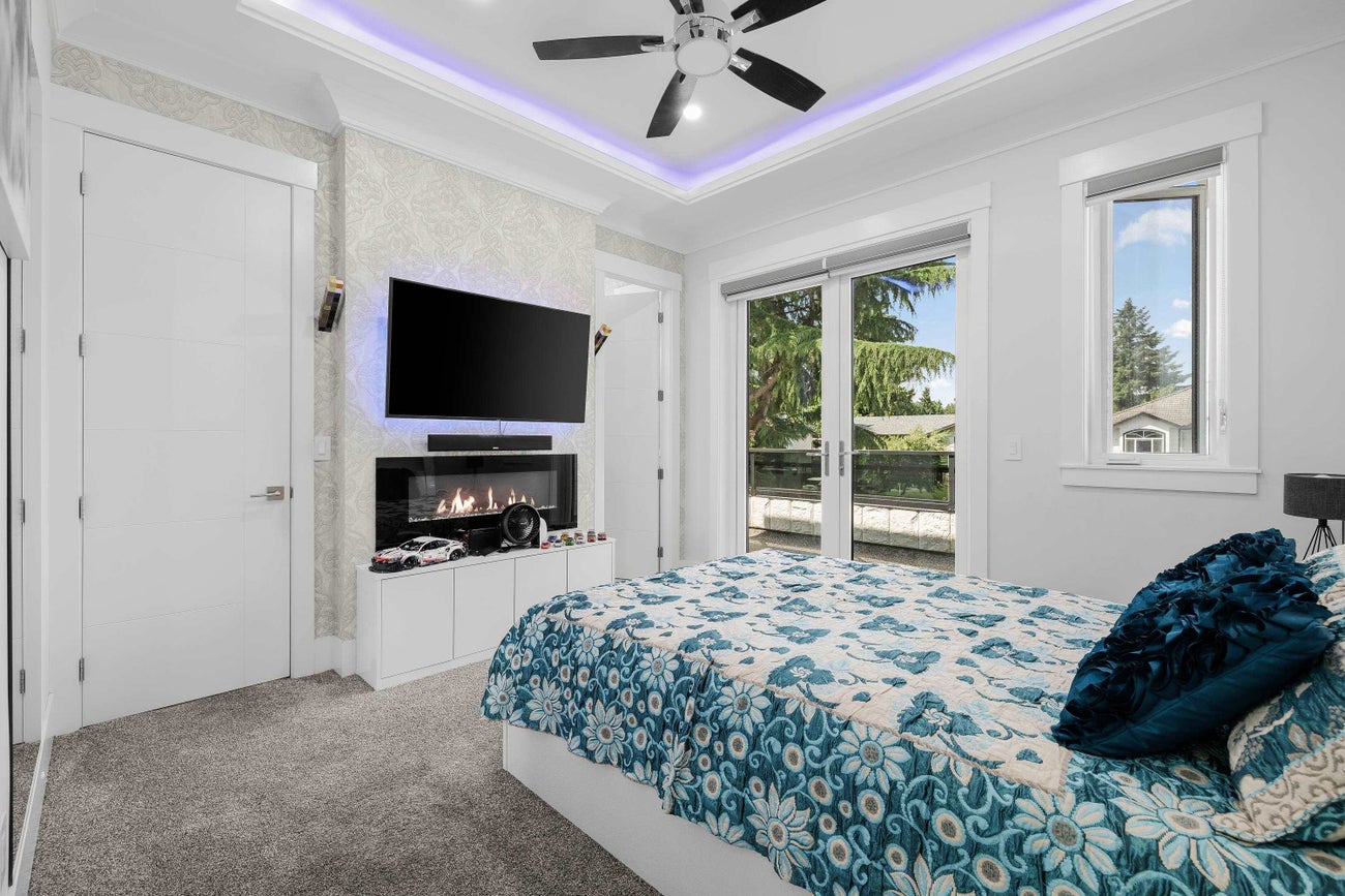 12776 Campbell Place - Queen Mary Park Surrey Single Family Residence for Sale, 8 Bedrooms (R3012601)# - 11