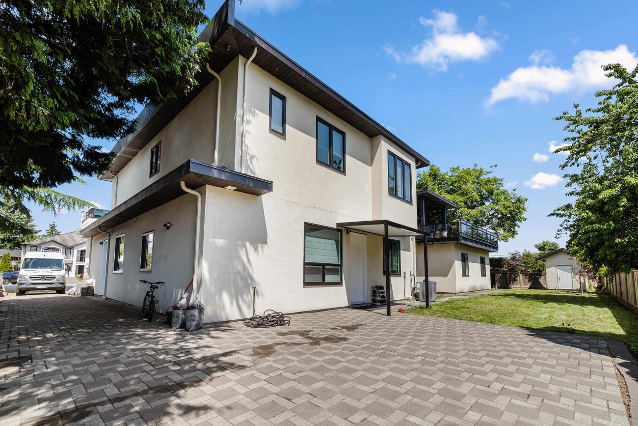 12776 Campbell Place - Queen Mary Park Surrey Single Family Residence for Sale, 8 Bedrooms (R3012601)# - 22