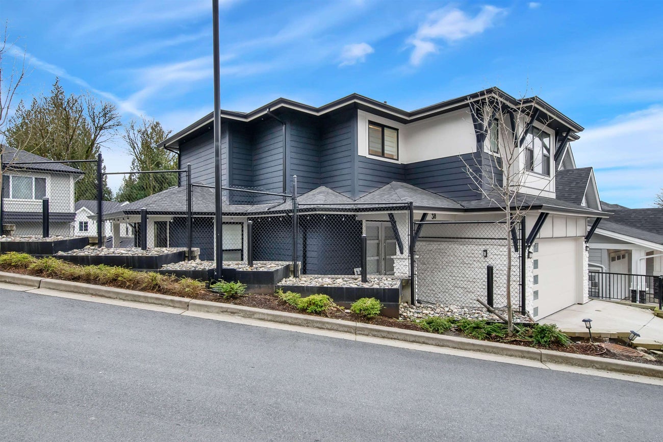 38 - 4217 Old Clayburn Road - Abbotsford East Single Family Residence for Sale, 5 Bedrooms (R3014938) #2