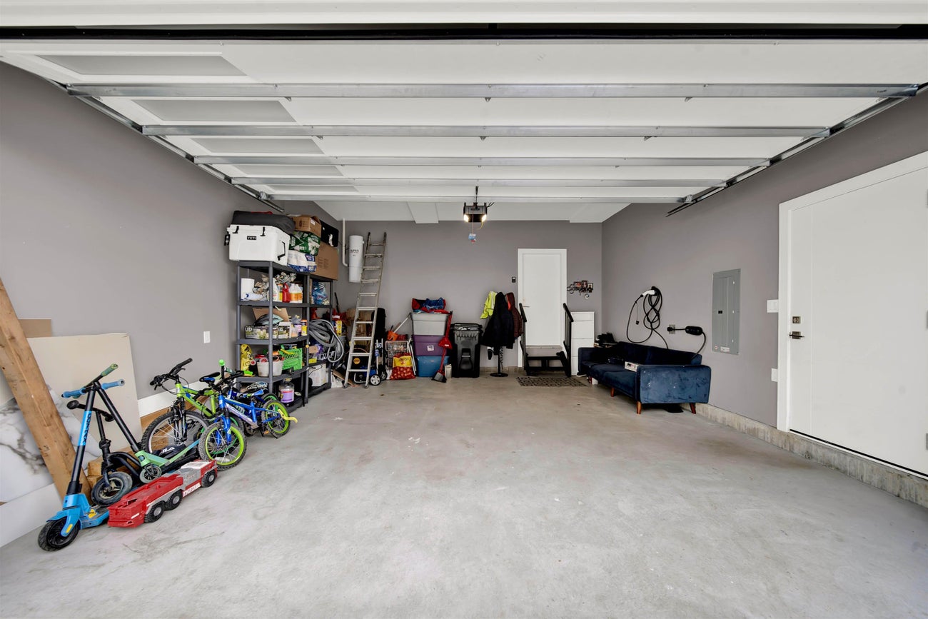 38 - 4217 Old Clayburn Road - Abbotsford East Single Family Residence for Sale, 5 Bedrooms (R3014938) #33