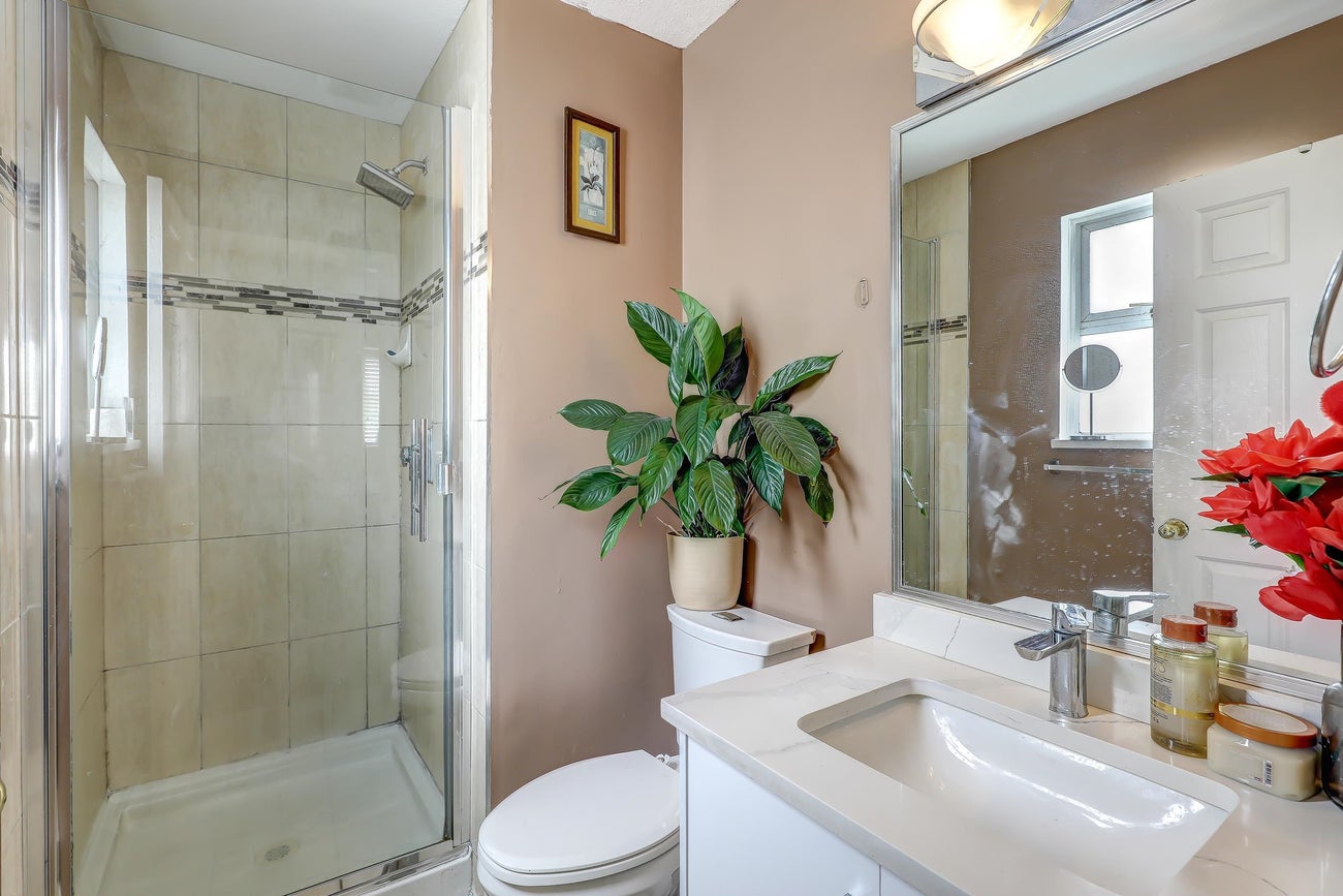 14115 88th Avenue - Bear Creek Green Timbers Single Family Residence for Sale, 7 Bedrooms (R3016352) #2