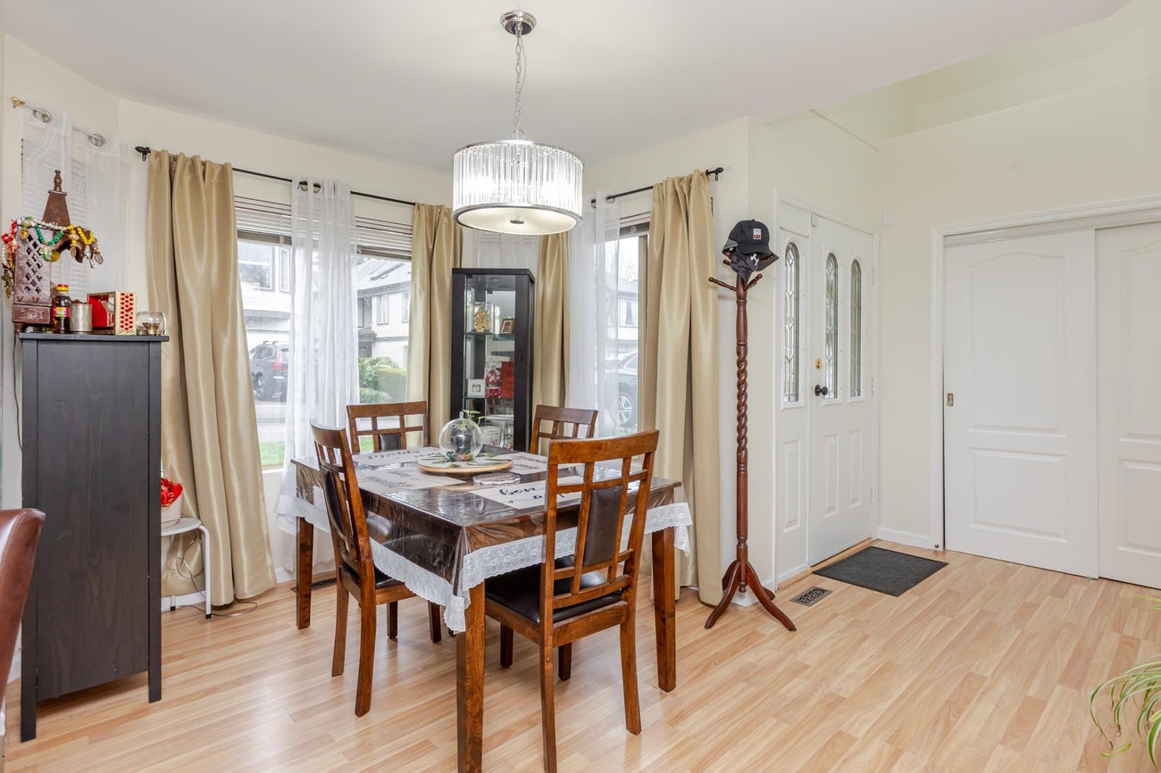 51 - 15840 84 Avenue - Fleetwood Tynehead Townhouse for Sale, 3 Bedrooms (R3024385) #12