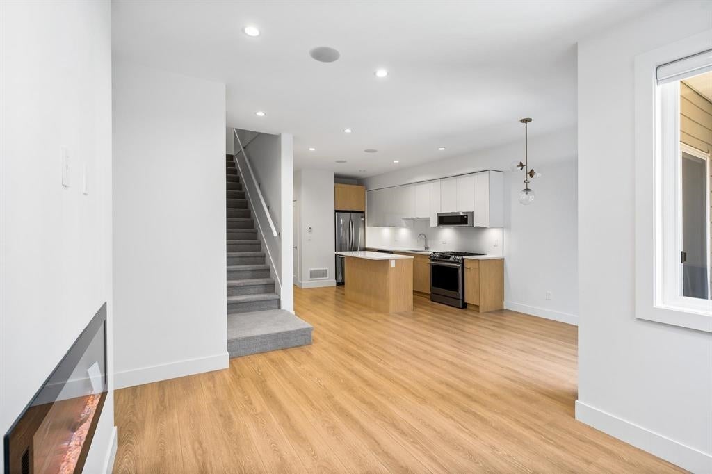 15 - 8140 166 Street - Fleetwood Tynehead Townhouse for Sale, 3 Bedrooms (R3025297)# - 2