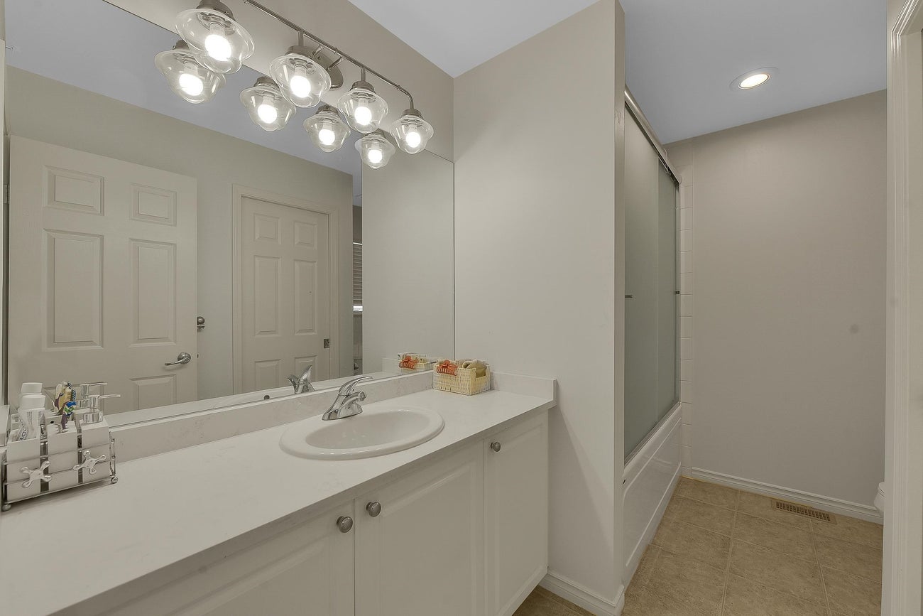 99 - 16655 64 Avenue - Cloverdale BC Townhouse for Sale, 3 Bedrooms (R3029325) #30