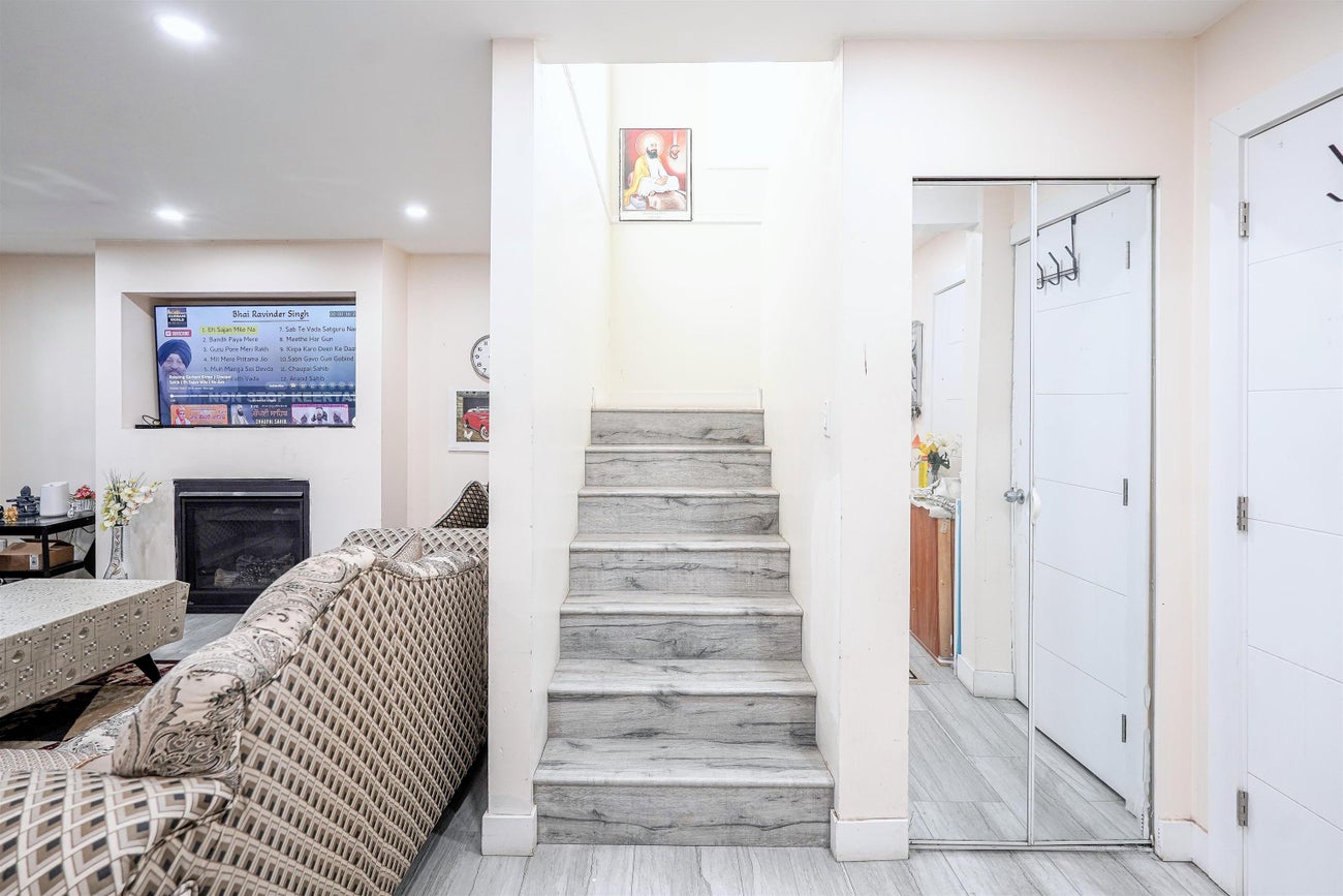 7368 Parkwood Drive - West Newton Single Family Residence for Sale, 5 Bedrooms (R3035368)# - 14