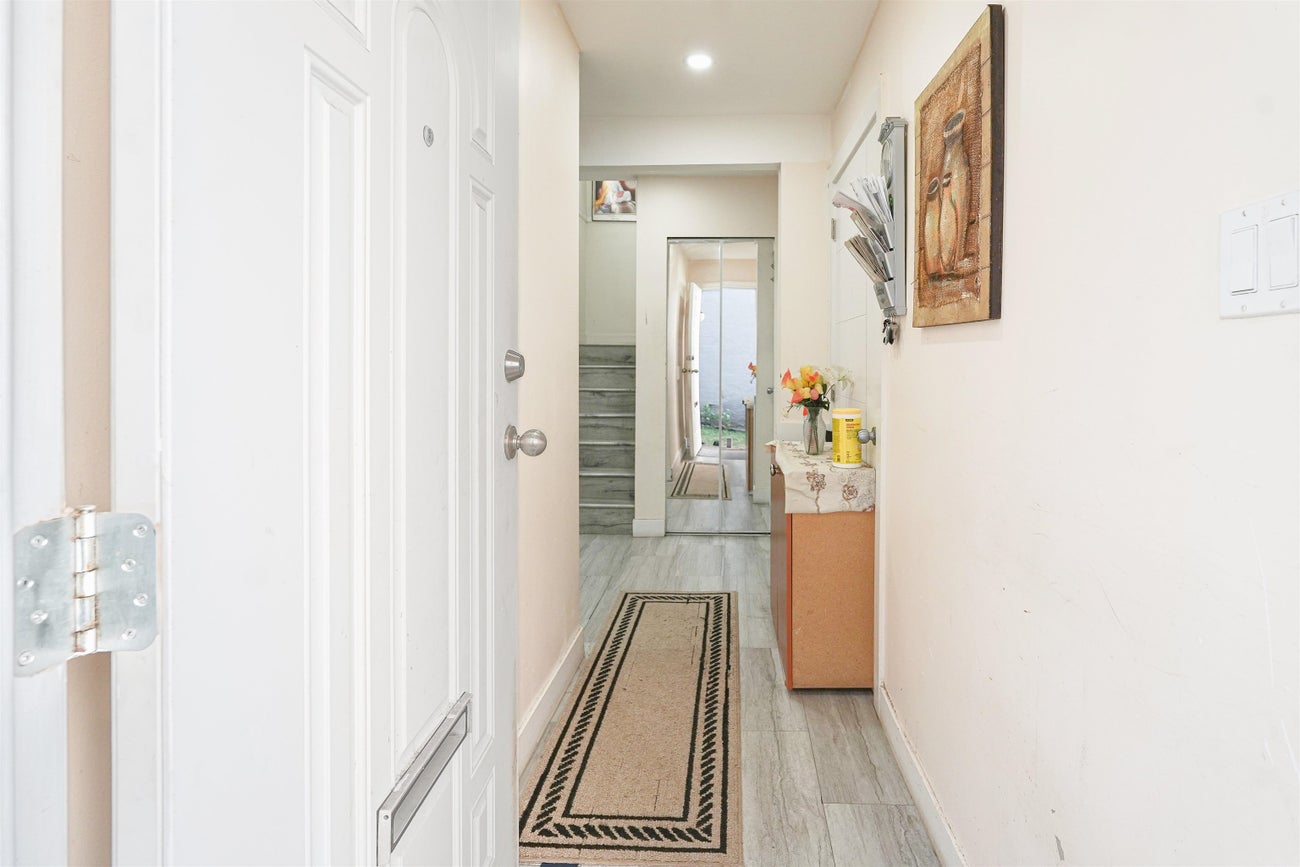 7368 Parkwood Drive - West Newton Single Family Residence for Sale, 5 Bedrooms (R3035368)# - 6