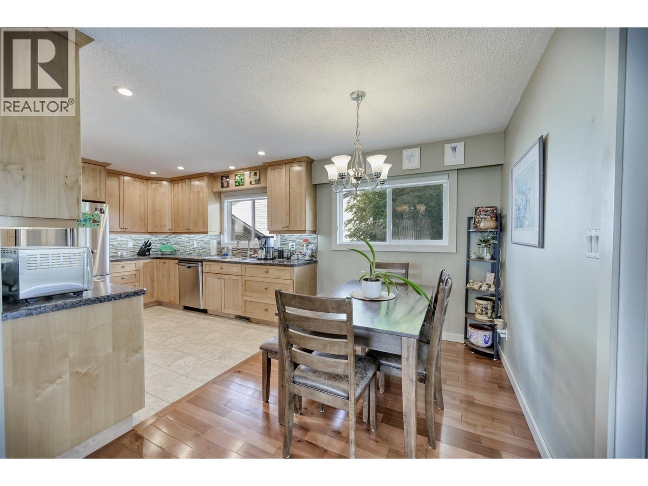 8516 12TH Avenue - Osoyoos House for Sale, 3 Bedrooms (10364927)# - 5