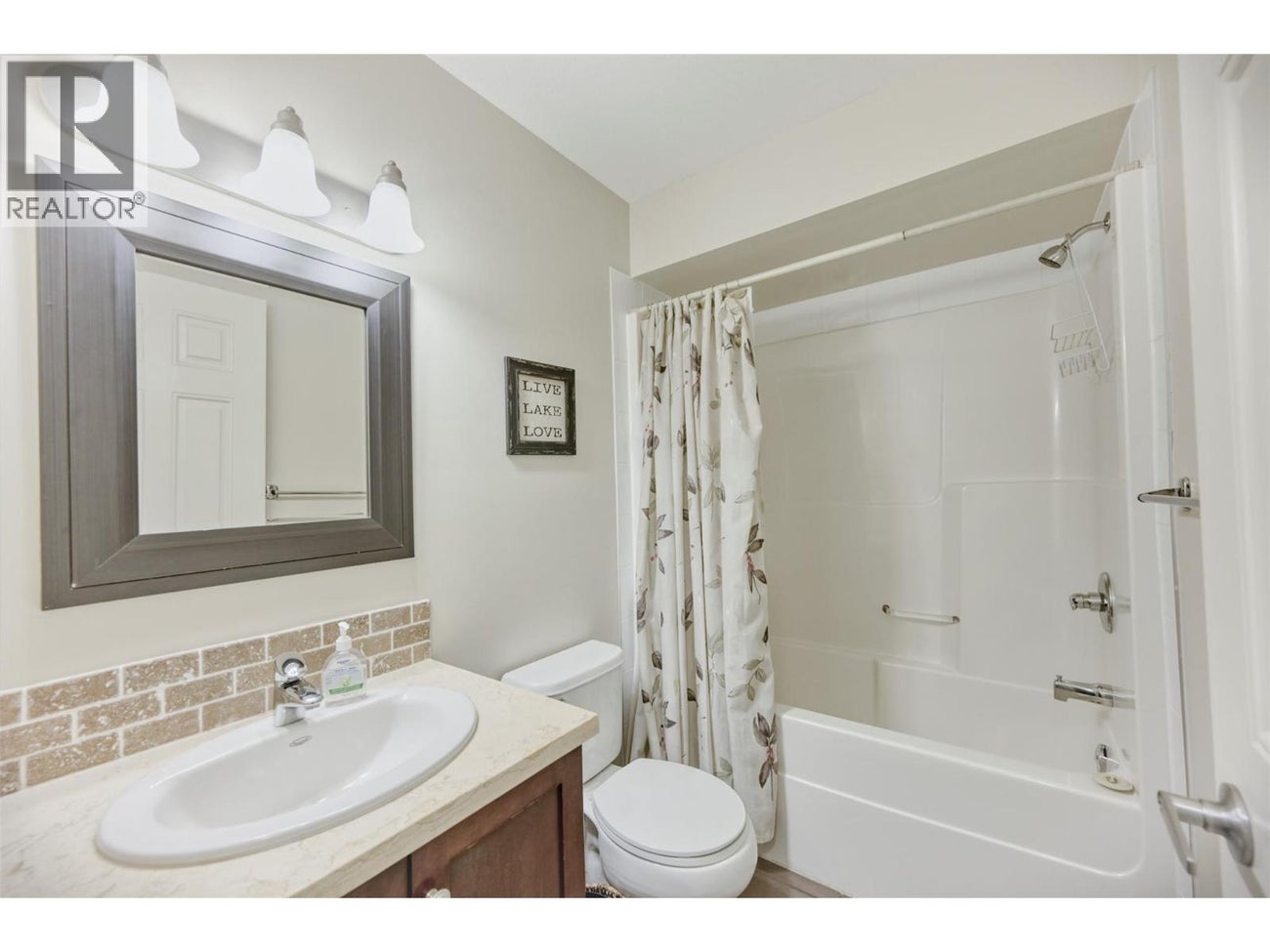 4300 44TH Avenue Unit# 109 - Osoyoos Single Family for Sale, 3 Bedrooms (10371252)# - 12 4300 44TH Avenue Unit# 109 - Osoyoos Single Family for Sale, 3 Bedrooms (10371252)# - 12