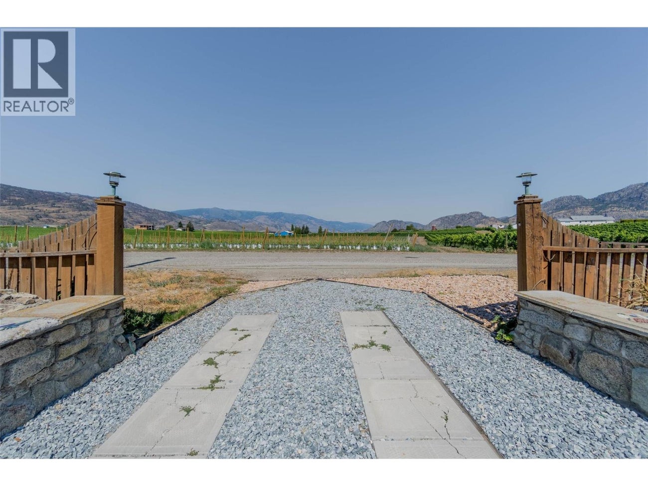 8901 92ND Avenue - Osoyoos House for Sale, 2 Bedrooms (10379706)# - 29