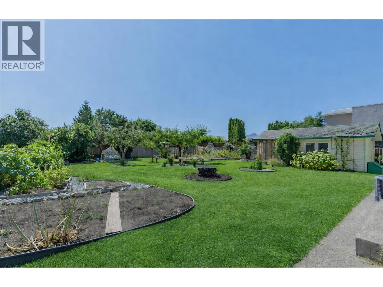 8901 92ND Avenue - Osoyoos House for Sale, 2 Bedrooms (10379706)# - 33