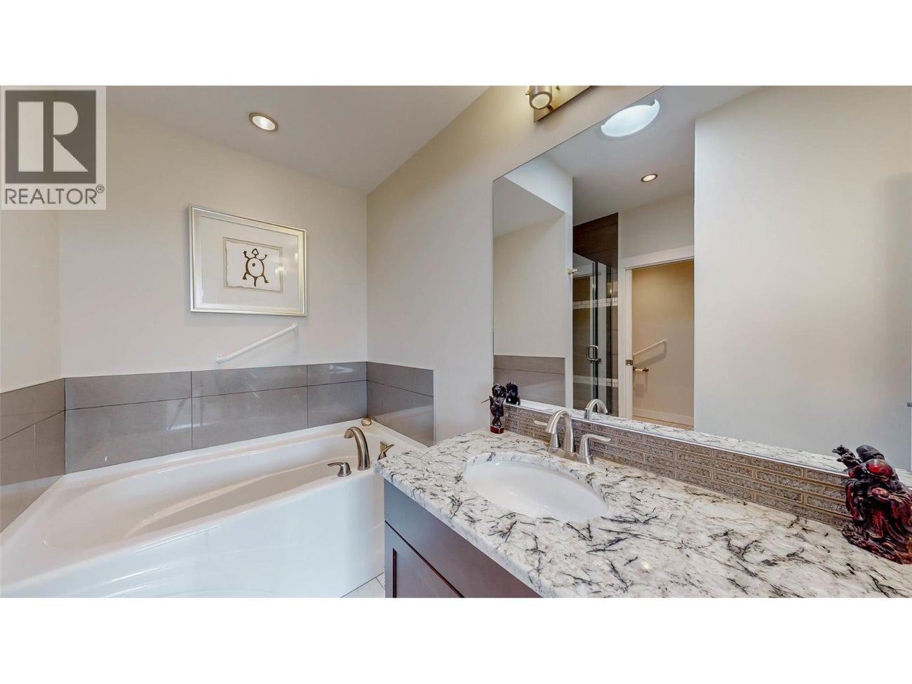 2000 VALLEYVIEW Drive Unit# 20 - Osoyoos House for Sale, 2 Bedrooms (10380485)# - 22 2000 VALLEYVIEW Drive Unit# 20 - Osoyoos House for Sale, 2 Bedrooms (10380485)# - 22