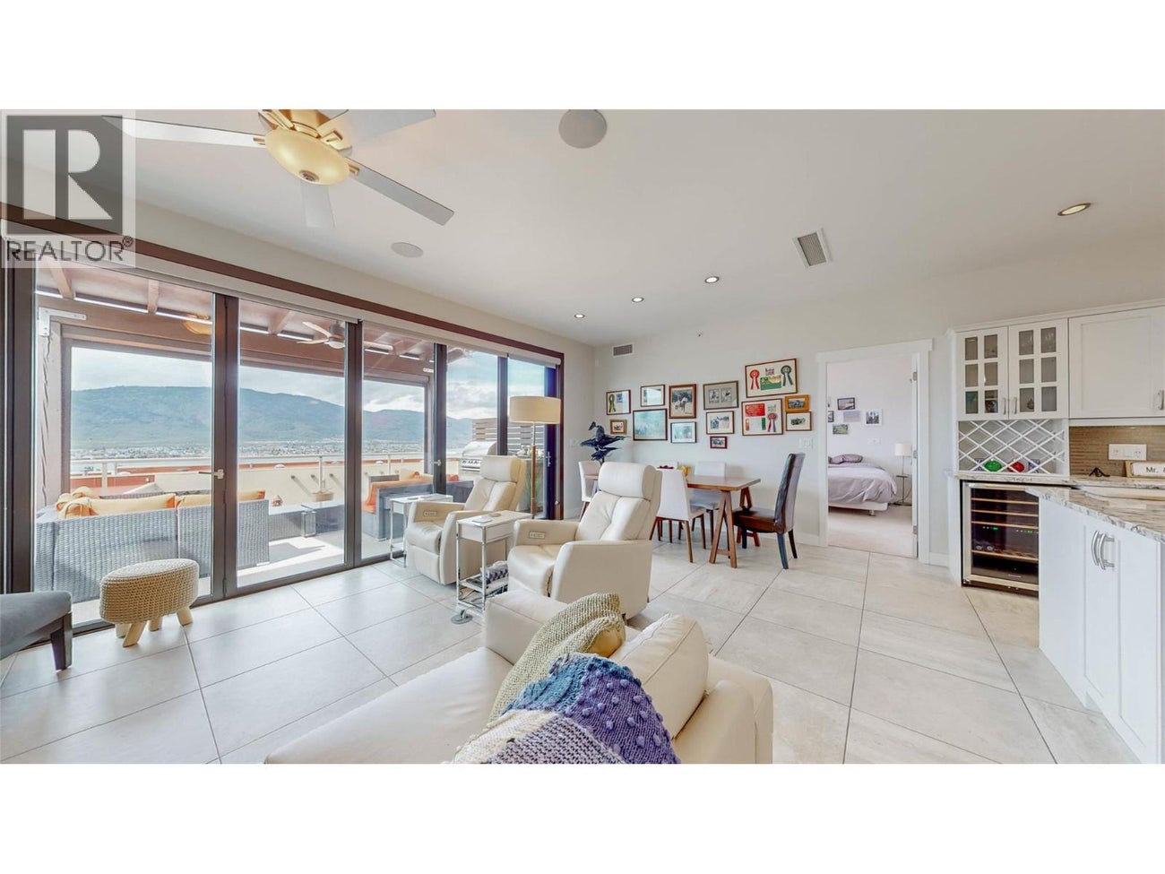 2000 VALLEYVIEW Drive Unit# 20 - Osoyoos House for Sale, 2 Bedrooms (10380485)# - 3 2000 VALLEYVIEW Drive Unit# 20 - Osoyoos House for Sale, 2 Bedrooms (10380485)# - 3