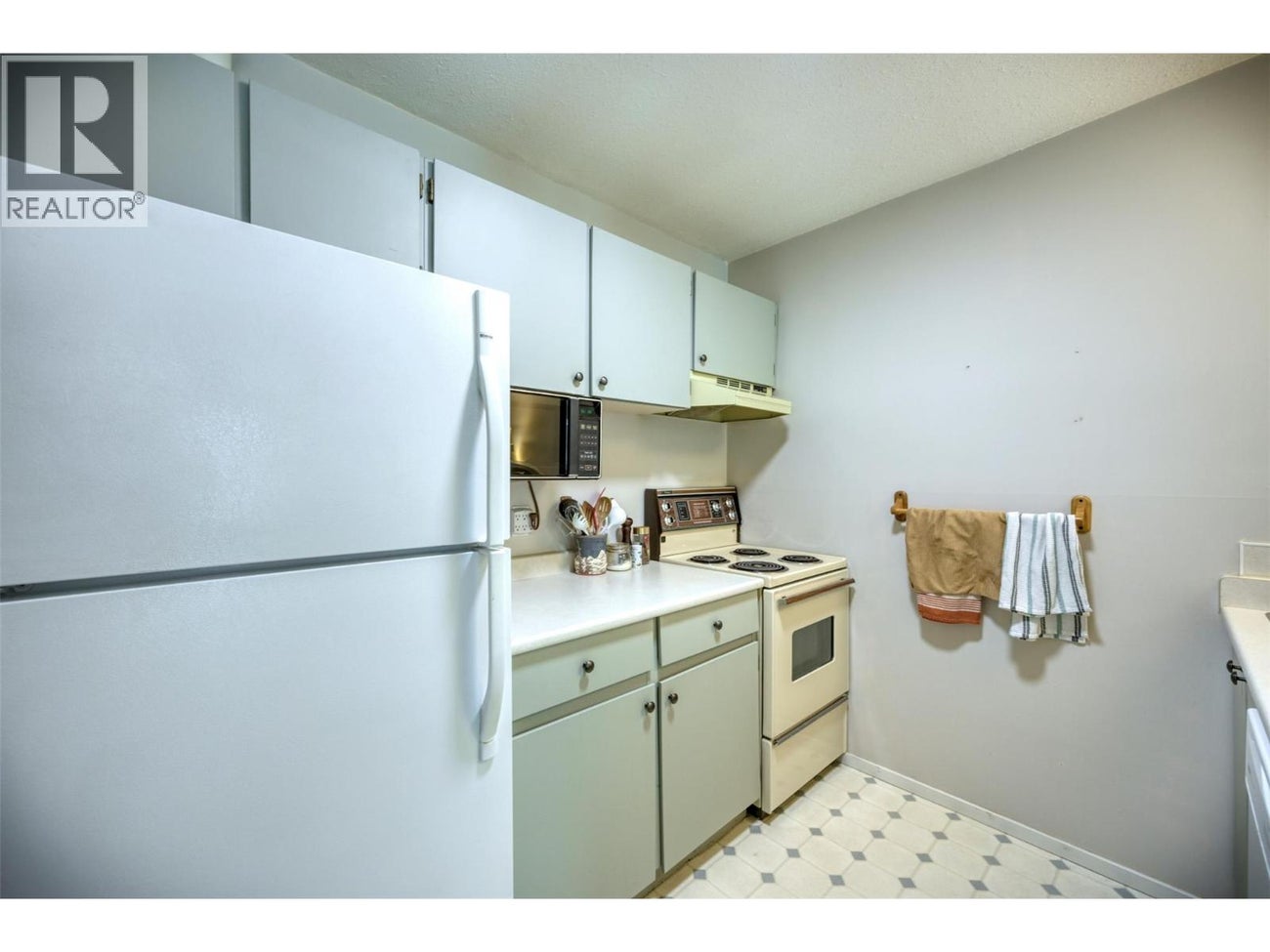 1191 Apex Mountain Road Unit# 105 - Penticton Apartment for Sale, 1 Bedroom (10382202)# - 8 1191 Apex Mountain Road Unit# 105 - Penticton Apartment for Sale, 1 Bedroom (10382202)# - 8