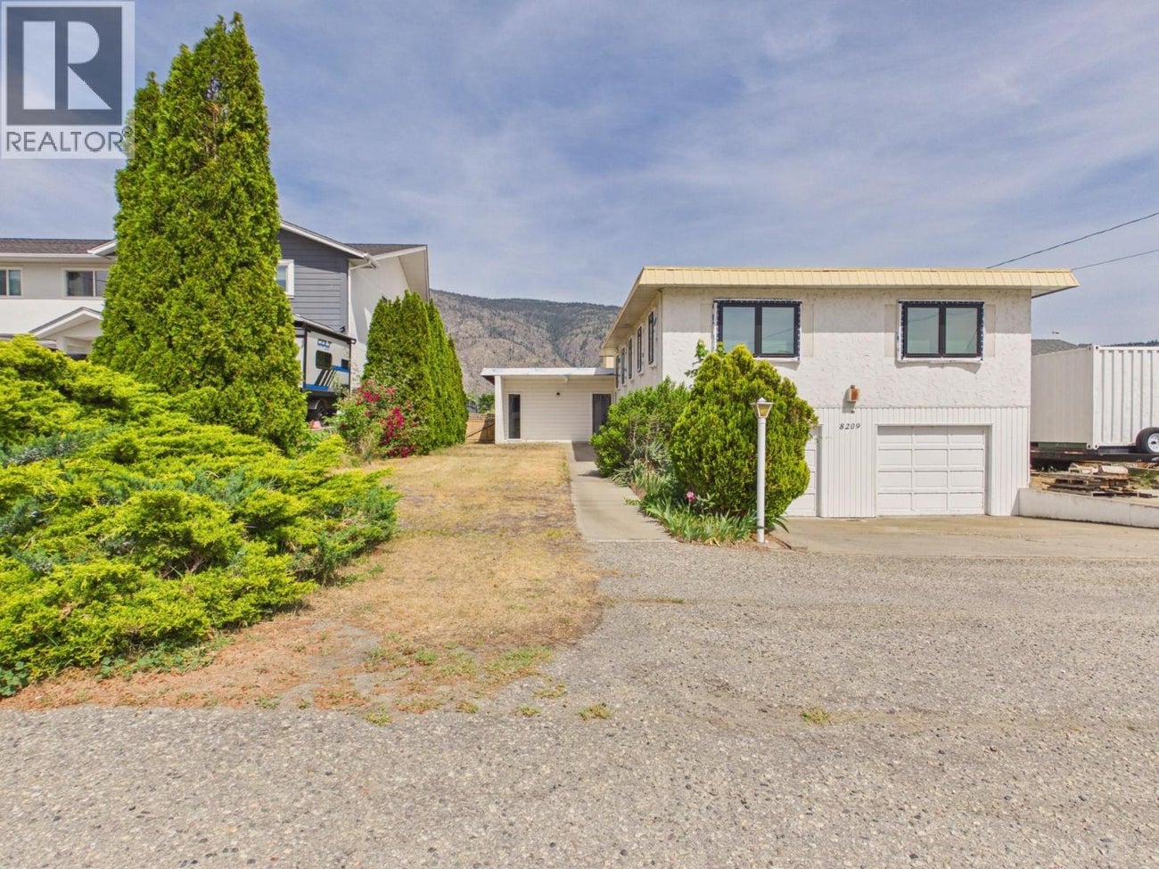 8209 Gala Crescent - Osoyoos House for Sale, 3 Bedrooms (10387634)# - 1