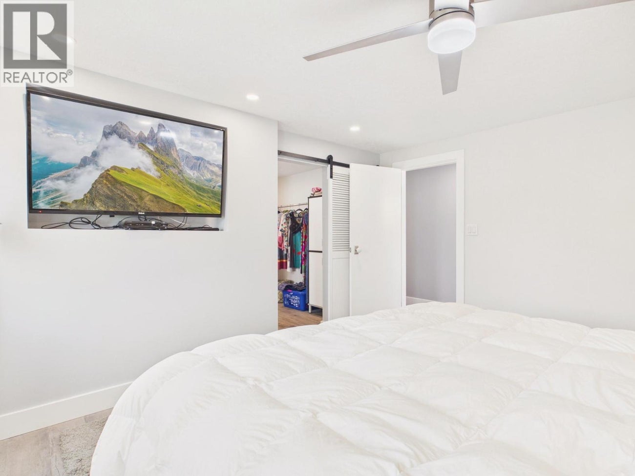 8209 Gala Crescent - Osoyoos House for Sale, 3 Bedrooms (10387634)# - 34