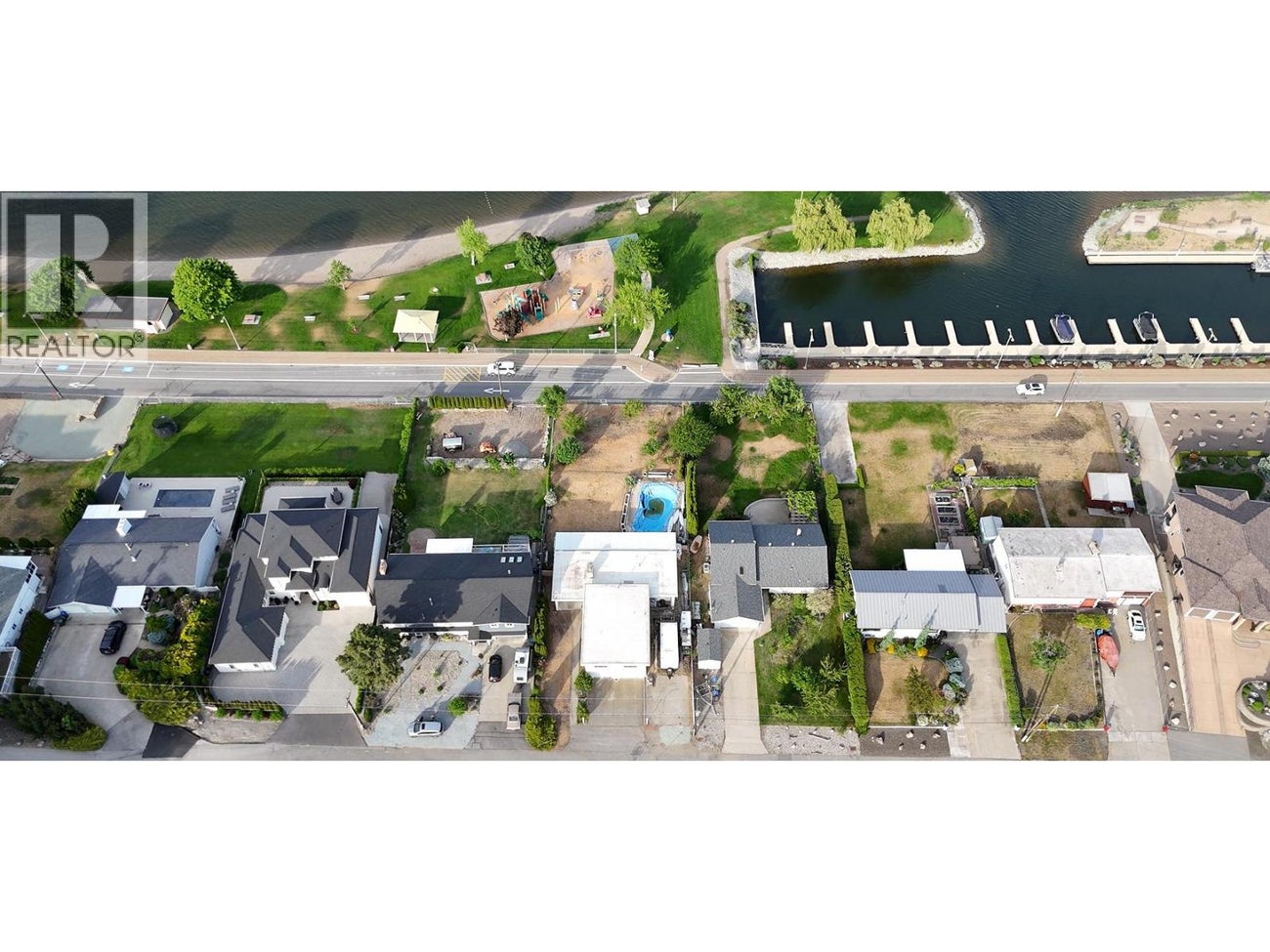 8209 Gala Crescent - Osoyoos House for Sale, 3 Bedrooms (10387634)# - 49